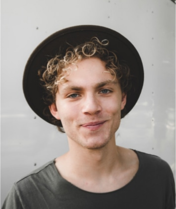 artiste-evan-glover